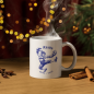 Preview: Bayerische Keramiktasse mit Krebs Sternzeichen Motiv – stilvolles Geschenk für Weihnachten in gemütlichem Ambiente.