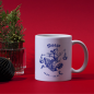 Preview: Keramiktasse mit bayerischem Sternzeichen Waage (weiblich) in weihnachtlicher Dekoration
