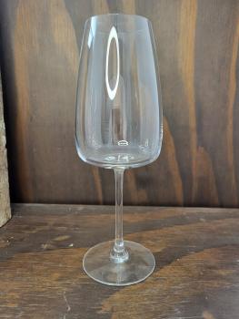Geschenk, Personalisiertes Weinglas, Bayern, Lasergravur, Geschenk, Weinliebhaber, Geburtstag, Hochzeit, Jubiläum, Weihnachten, individuelle Gravur, Firmenlogo, Braut, Trauzeugin, Vereinslogo, Spülmaschinenfest, Glasgravur, Geschenke-Online-Shop, Woidladi