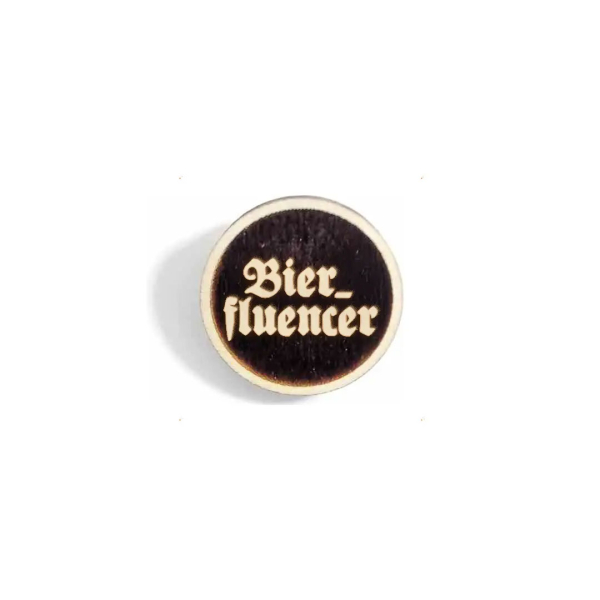 "Bierfluencer" Woid-Brosche Holz
