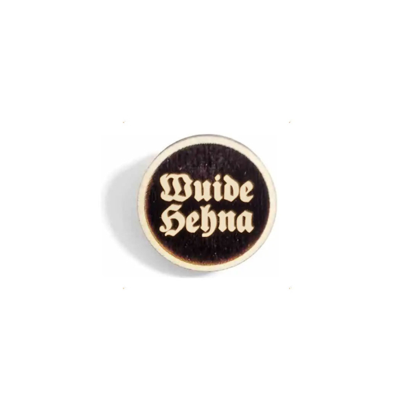 "wuide Hehna" Woid-Brosche Holz