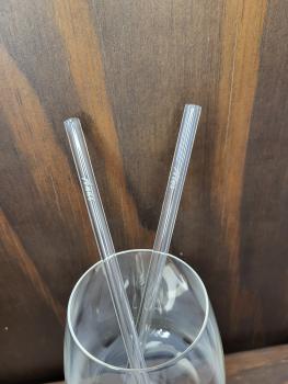 Geschenk, Strohalm, personalisierte Glas-Strohhalme, Bayern, Laser-Gravur, nachhaltig, umweltbewusst, wiederverwendbar, Geschenkideen, Hochzeitsgeschenke, Geburtstagsgeschenke, Werbegeschenke, stabiles Glas, spülmaschinenfest