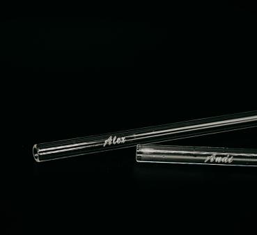 personalisierte Glas-Strohhalme, Bayern, Laser-Gravur, nachhaltig, umweltbewusst, wiederverwendbar, Geschenkideen, Hochzeitsgeschenke, Geburtstagsgeschenke, Werbegeschenke, stabiles Glas, spülmaschinenfest