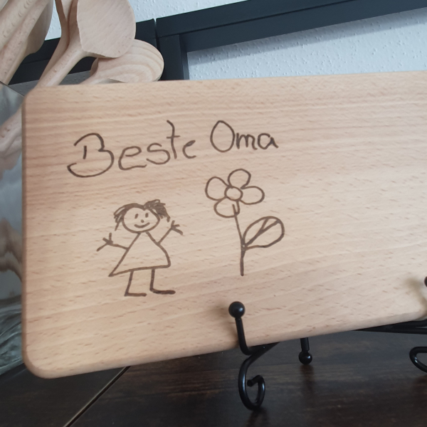 Brotzeitbrett mit deiner Zeichnung