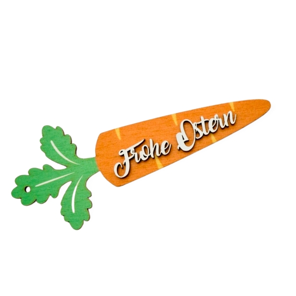 Bayerischer Holz-Anhänger, Karottenform, Laser-Gravur, personalisierbar, Geschenkeanhänger, traditionelle Handwerkskunst, Bayern, Woidladinger